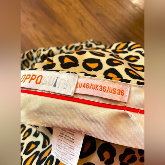 ๐๐ $$25.00 ๐๐ Size 36 Adult Animal Print Two Piece Suit & Top Hat. - Picture 8 of 10